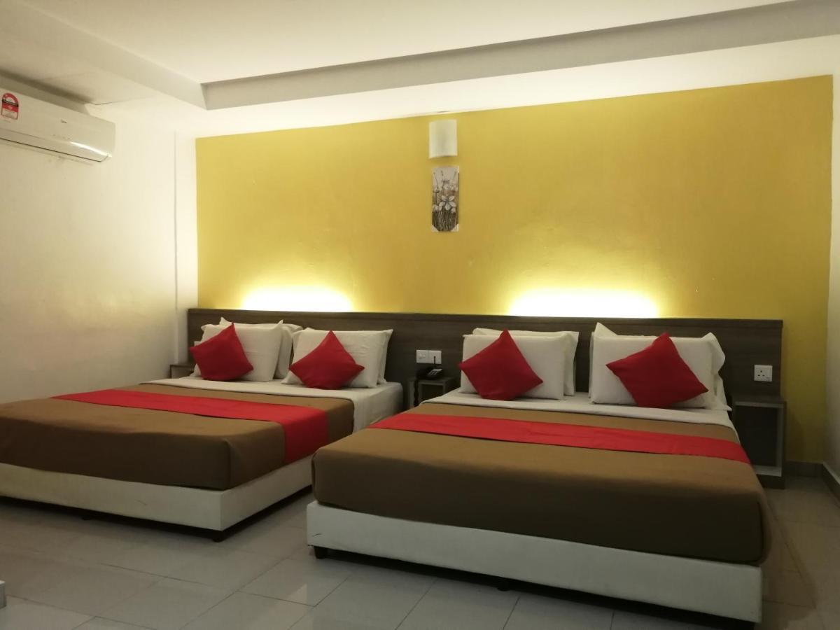 Yellow Mansion Hotel Melaka Raya Екстериор снимка