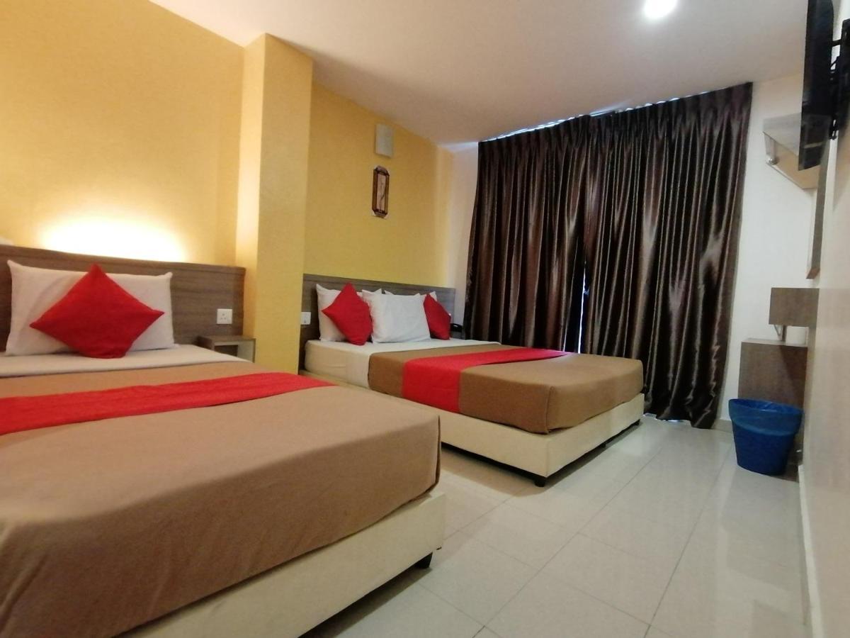 Yellow Mansion Hotel Melaka Raya Екстериор снимка