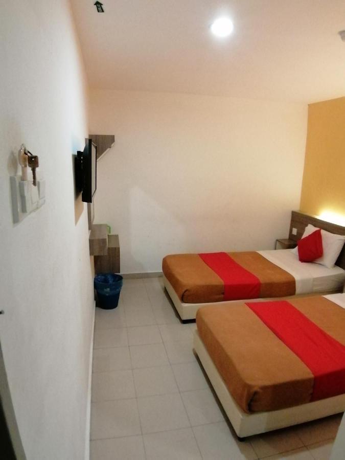 Yellow Mansion Hotel Melaka Raya Екстериор снимка