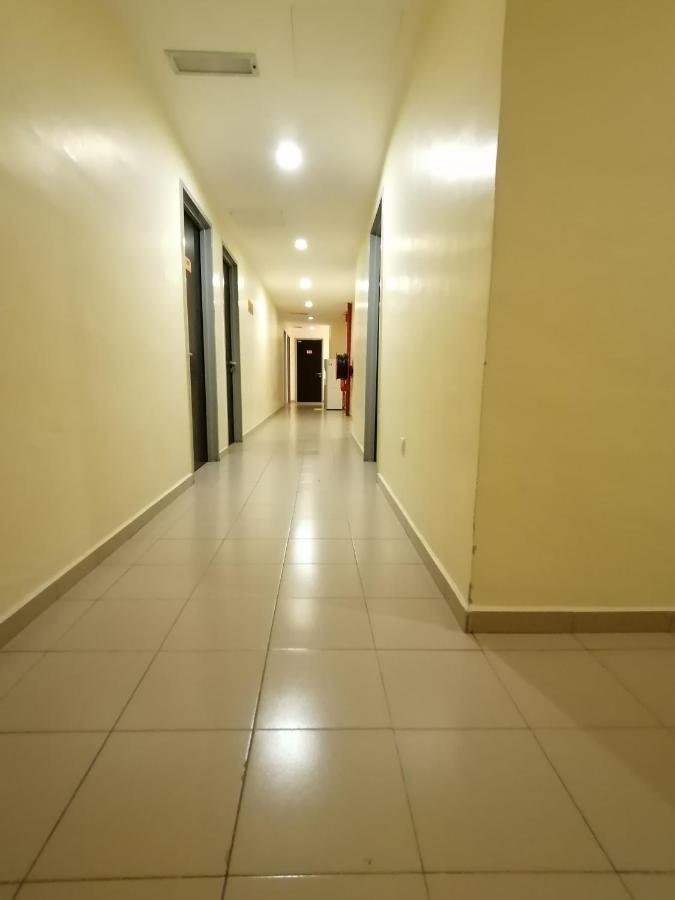 Yellow Mansion Hotel Melaka Raya Екстериор снимка