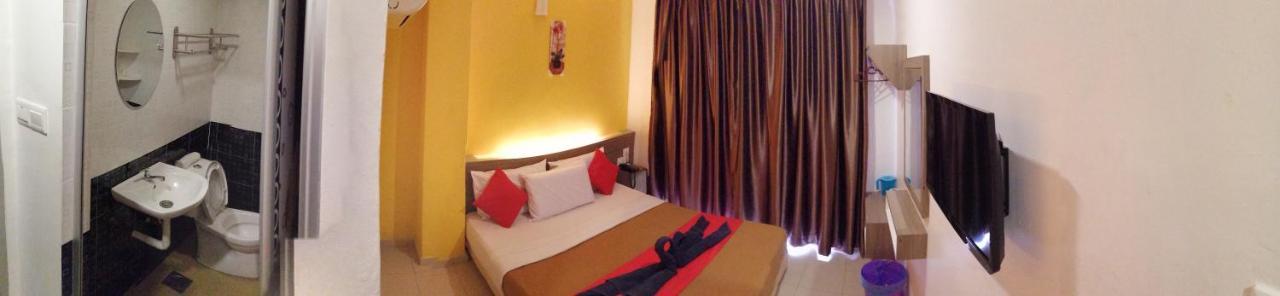 Yellow Mansion Hotel Melaka Raya Екстериор снимка