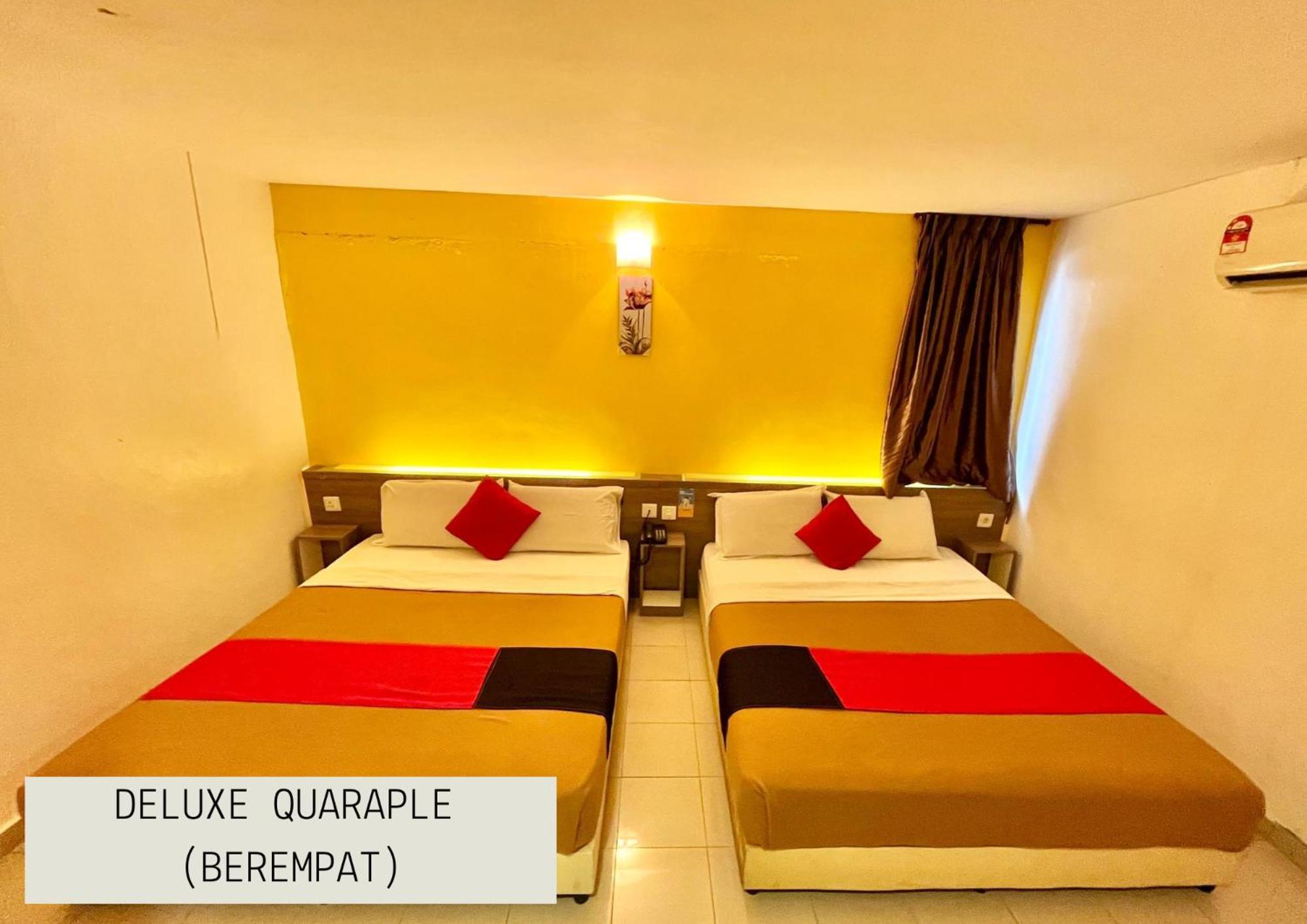 Yellow Mansion Hotel Melaka Raya Екстериор снимка