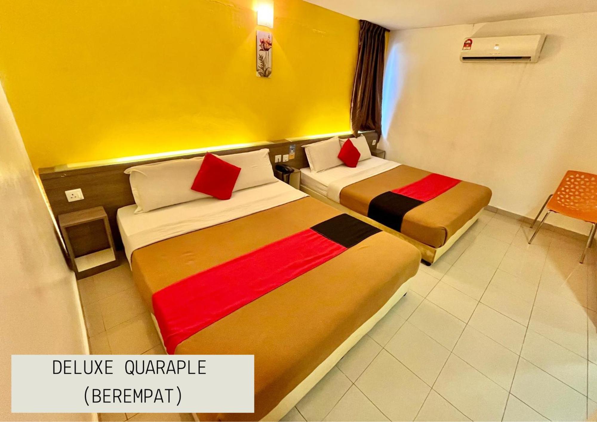 Yellow Mansion Hotel Melaka Raya Екстериор снимка