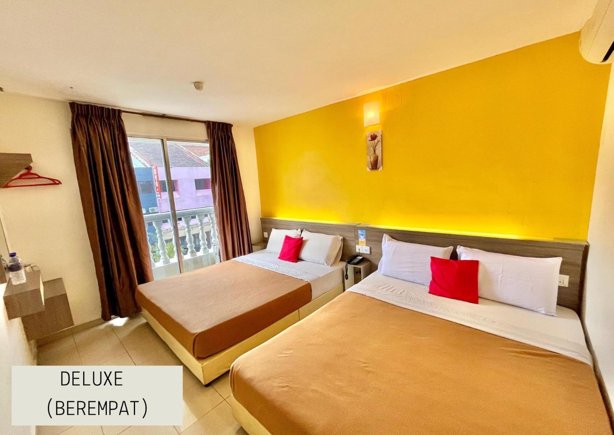Yellow Mansion Hotel Melaka Raya Екстериор снимка