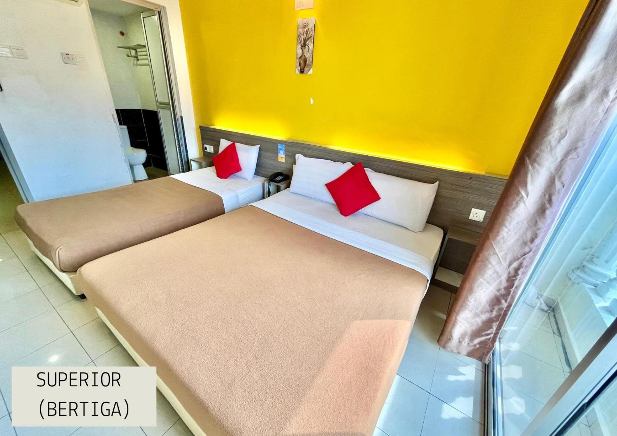 Yellow Mansion Hotel Melaka Raya Екстериор снимка